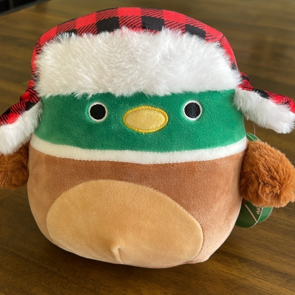 NWT Squishmallows AVERY DUCK  8” Winter 2022 Collection - Picture 4 of 4